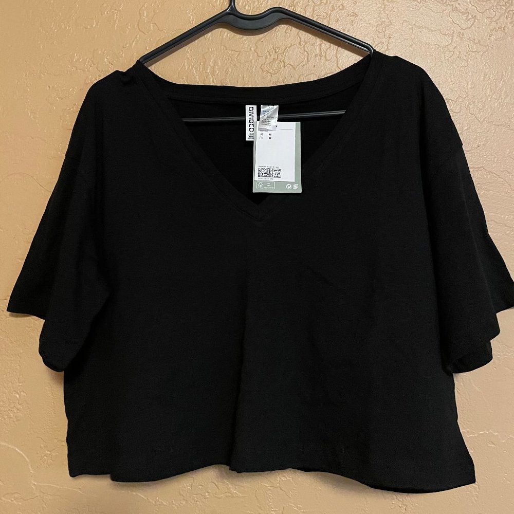Crop T-shirt NWT